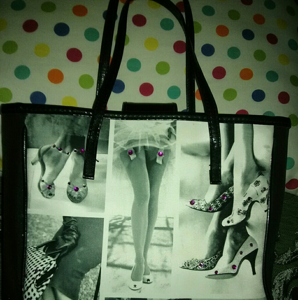 Purse - Picture 2 of 4